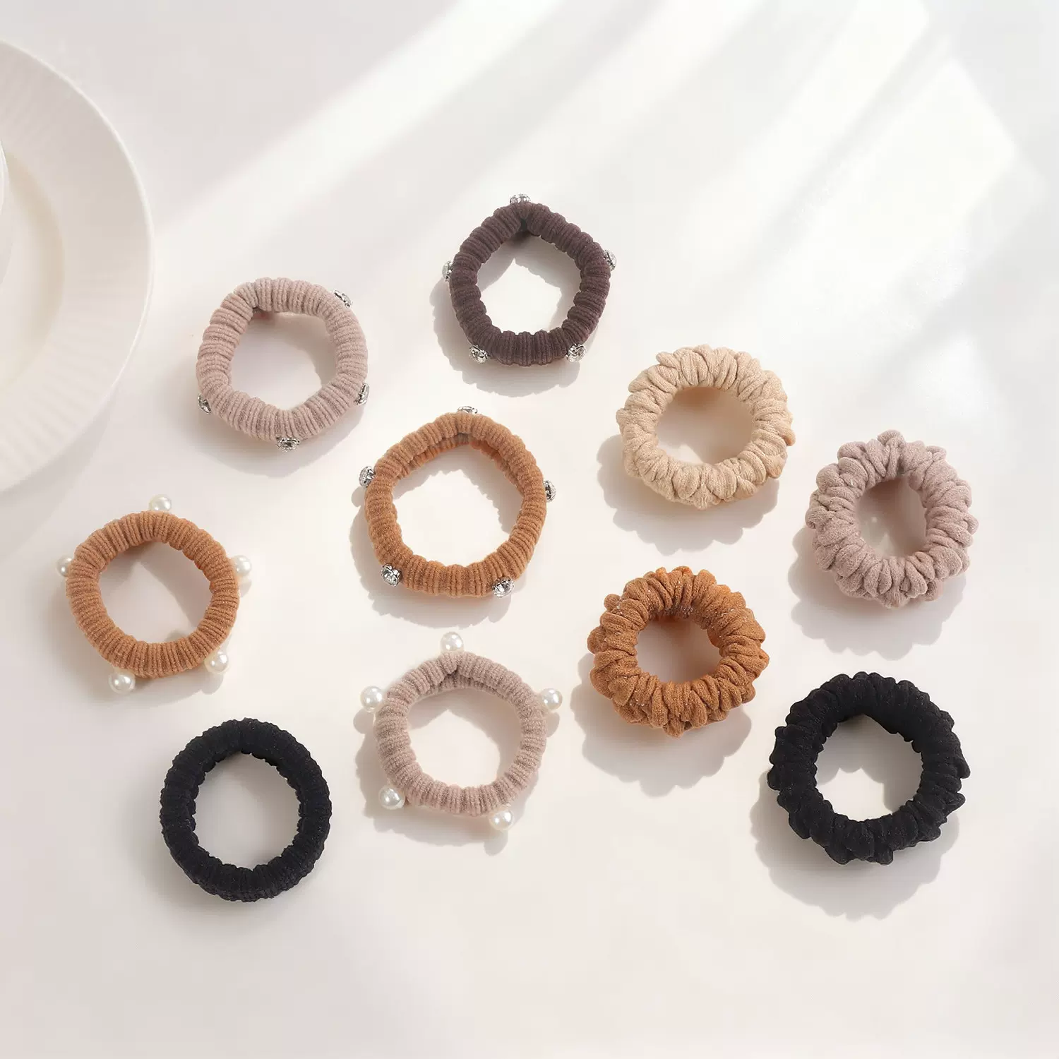 戈蕾思饰品温柔质感丝绒珍珠水钻发圈秋冬百搭高弹力头绳头饰发饰