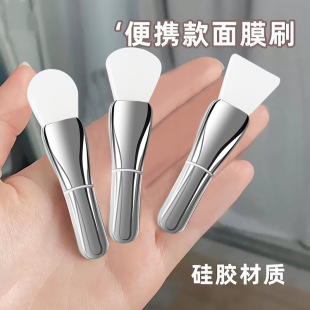 Portable Double-Headed Facial Mask Brush with Scoop, Multifunctional Silicone Soft-Bristled Brush for Applying Cleansing Mud Mask, Spa and Beauty Salon