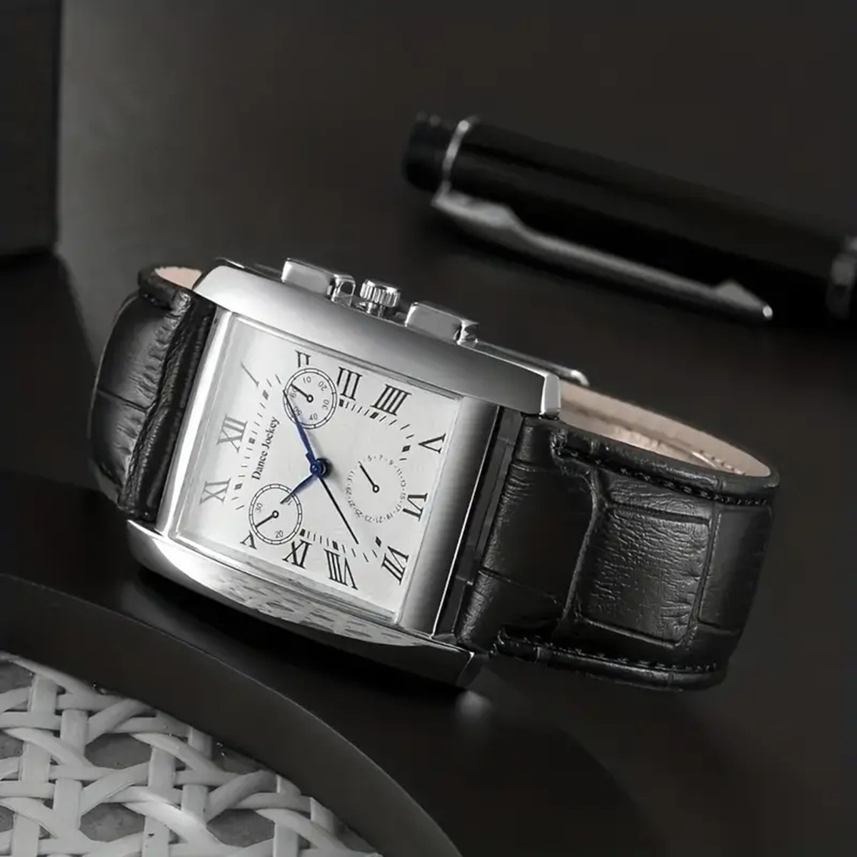 Fully managed anti-nuclear price 5-piece Men's quartz watch suit men's leather bracelet watch suit_voghion.com