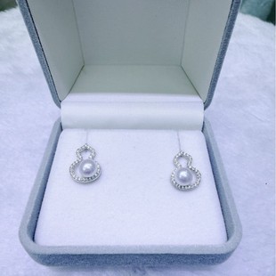 Zhuji Shanxia Lake Freshwater Pearl Earrings 5-6mm Perfect Round Flawless Sterling Silver Gourd Earrings Niche Design