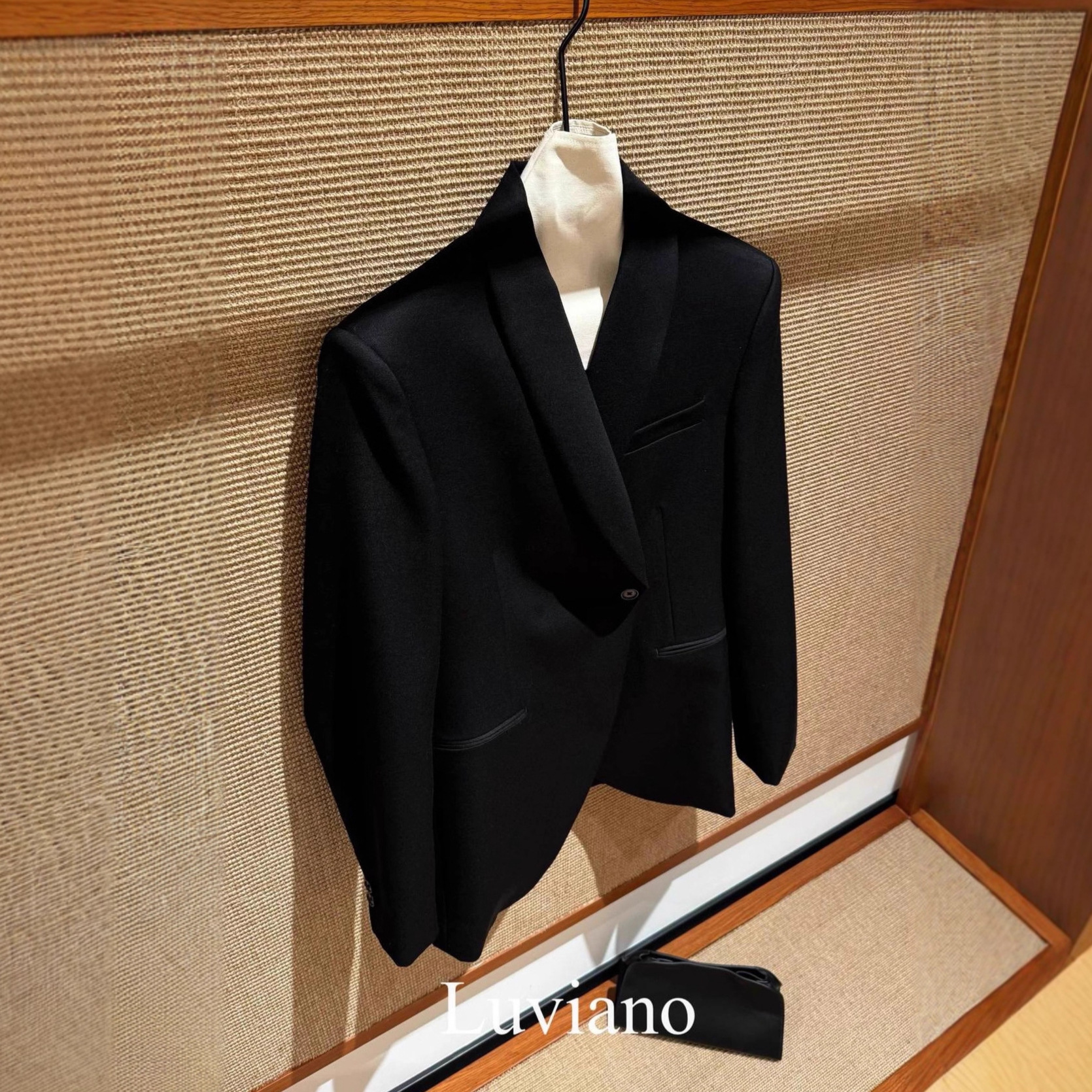 深圳南油2025秋冬新款ROW风经典基础款青果领休闲小西装外套