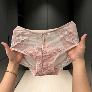 风情序章* 性感内裤女中腰波点新款高颜值薄款蕾丝女士网纱三角裤