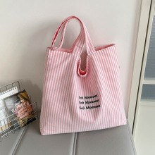 �紺�¿�l�y�n��С�������ذ�Ů�r�����ٴ��p��������e�μ��