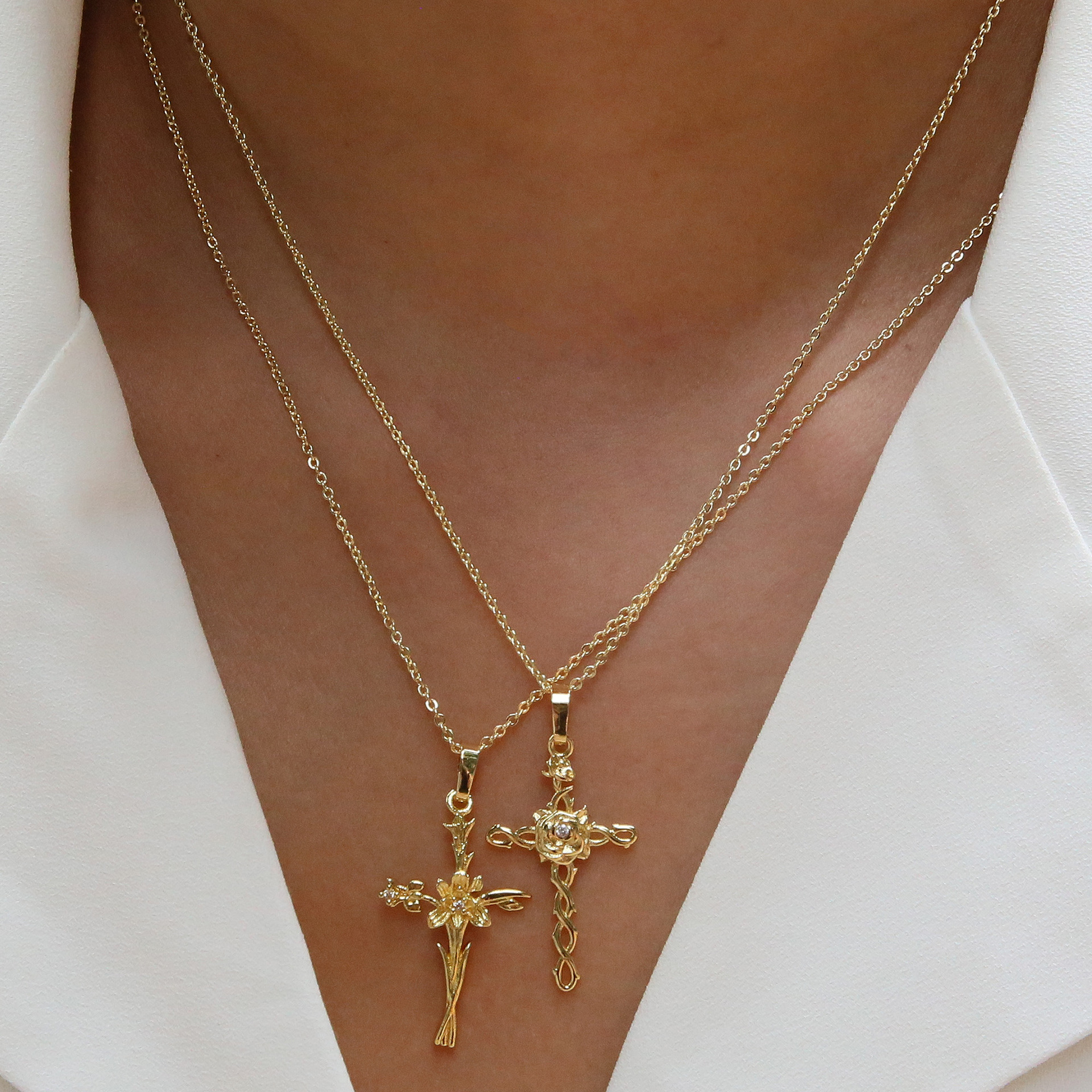 Copper Pendant Material Pendant Necklace Classification Wholesale Jewelry Elegant Classic Style Cross Flower Copper Plating Cable Chain Pendant Necklace