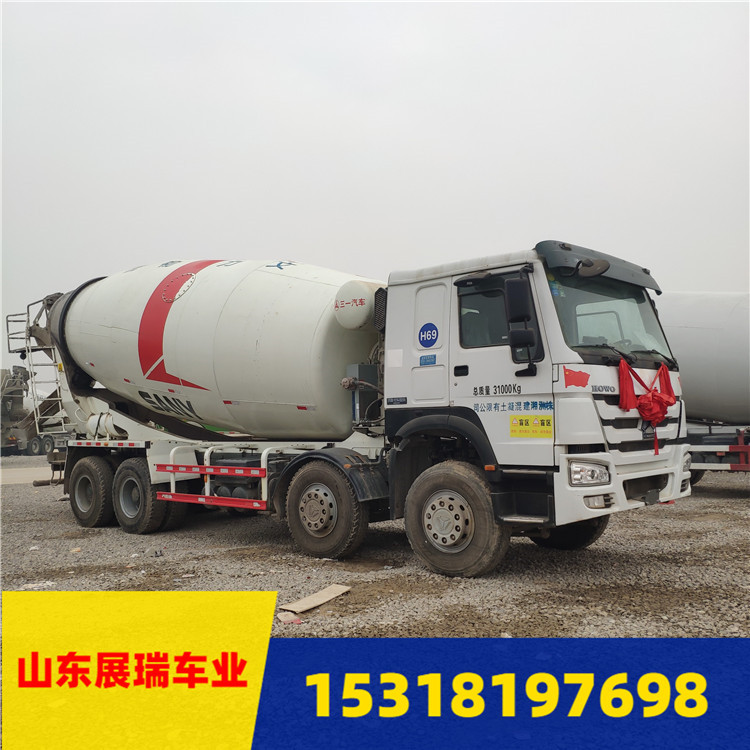 Бетоносмеситель Sinotruk HOWO (6x4), 20-22 м³