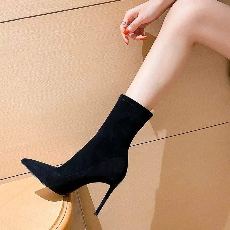 Autumn and Winter New Style Suede Black High-Heeled Stretch Slim Boots Short Boots for Women Pointed Toe Slimming Stiletto Mid-Calf Single Boots Sock Boots Autumn and Winter New Style Suede Black High-Heeled Stretch Slim Boots Short Boots for Women Pointed Toe Slimming Stiletto Mid-Calf Single Boots Sock Boots