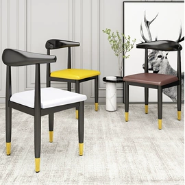 餐桌;衣柜;实木床