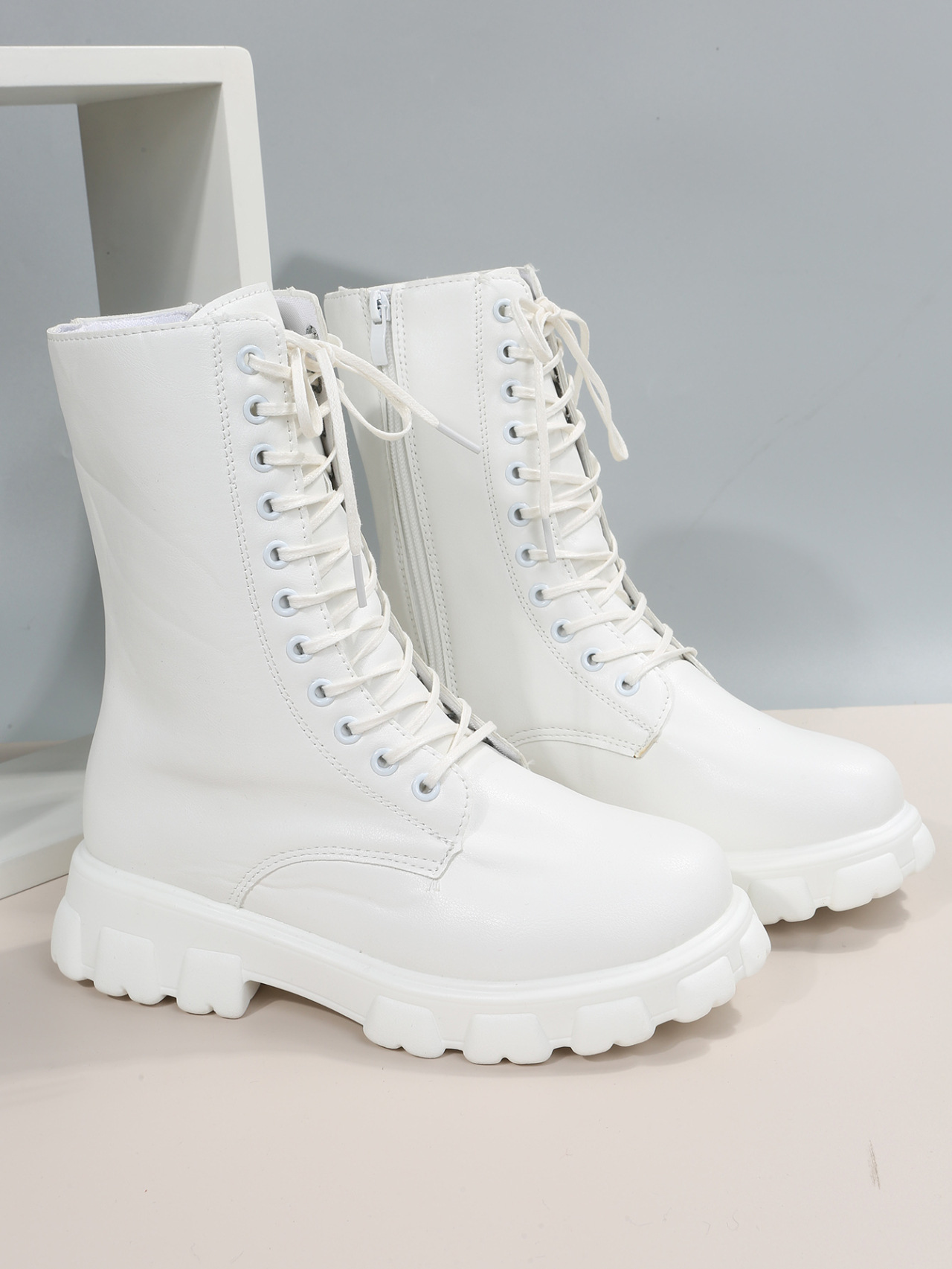 Large size spring and autumn new boots women round thick sole fashion boots British wind motorcycle boots women_voghion.com