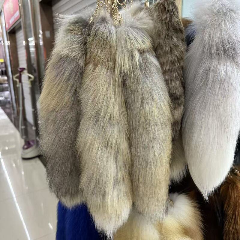 Cute real fox fur car keychain with a large tail, simple cross-shaped marble fox fur bag charm Cute real fox fur car keychain with a large tail, simple cross-shaped marble fox fur bag charm