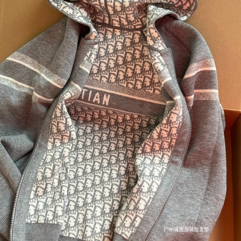 D High Version Cd Home 2025 Autumn and Winter Reversible Presbyopic Letter Knitted Cashmere Cardigan Jacket for Men and Women