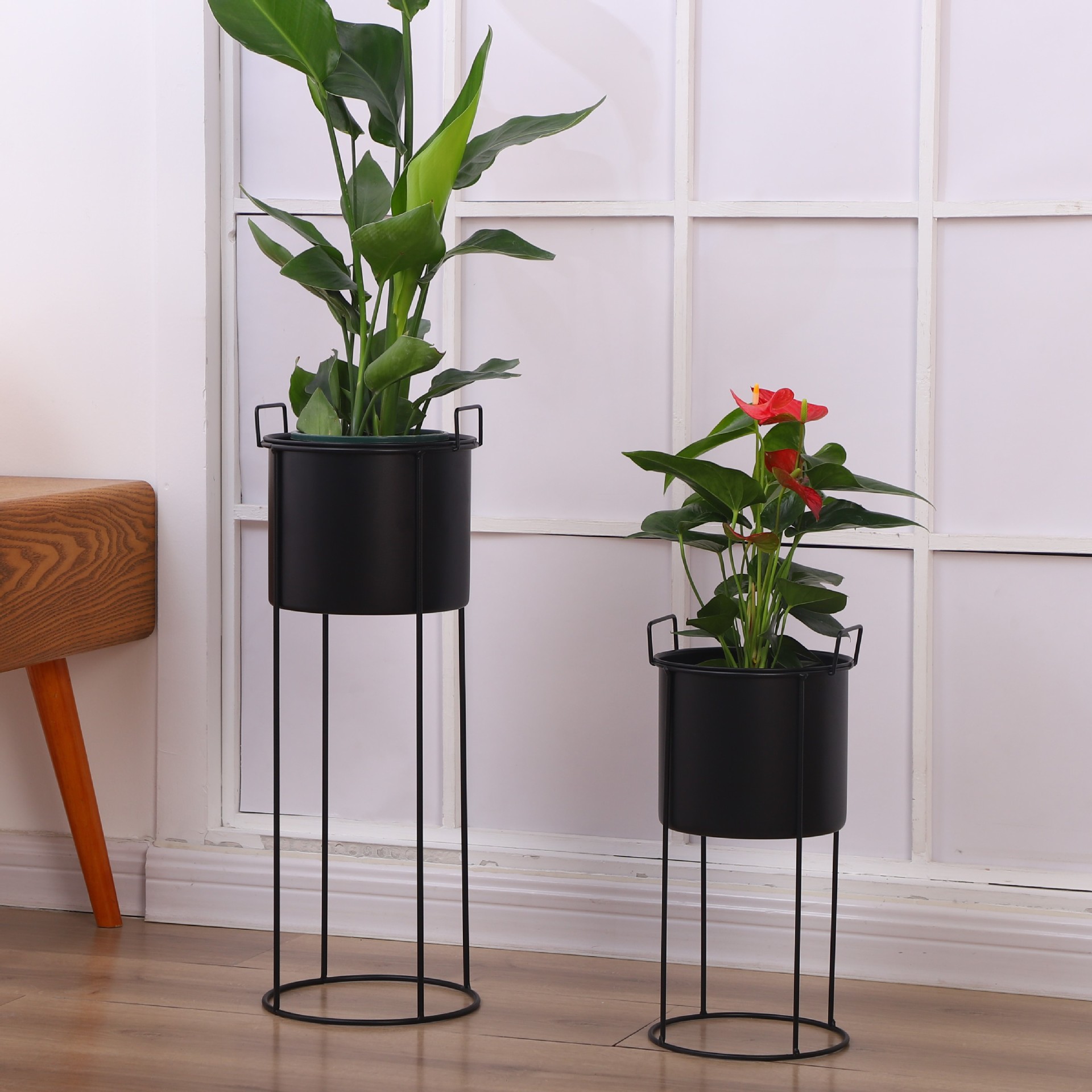 Soporte de flores de hierro creativo Soporte de flores de sala de estar simple Soporte de flores de balcón Soporte de plantas Soporte de macetas de flores en macetas de piso