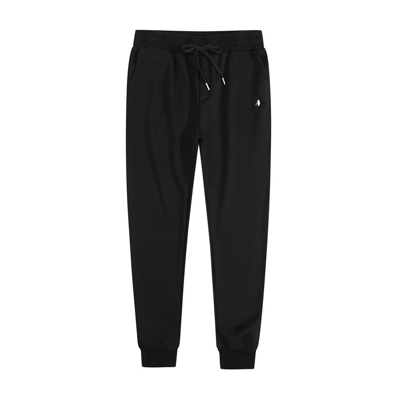 흰색과 검정색 양털 바지