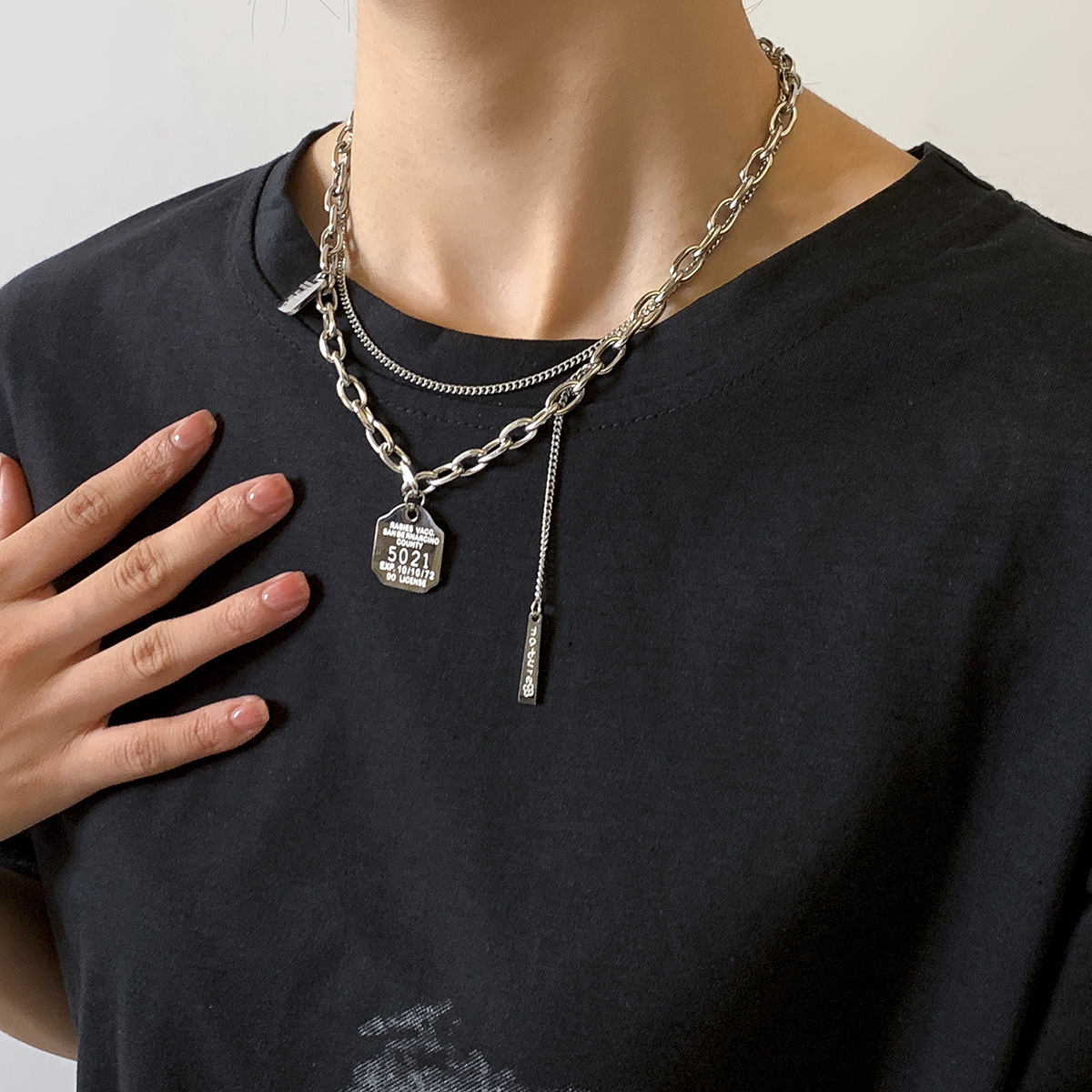Trendy Titanium Steel Letter Niche Design Clavicle Chain Necklace Personality Hip-hop Double-layer Necklace display picture 5