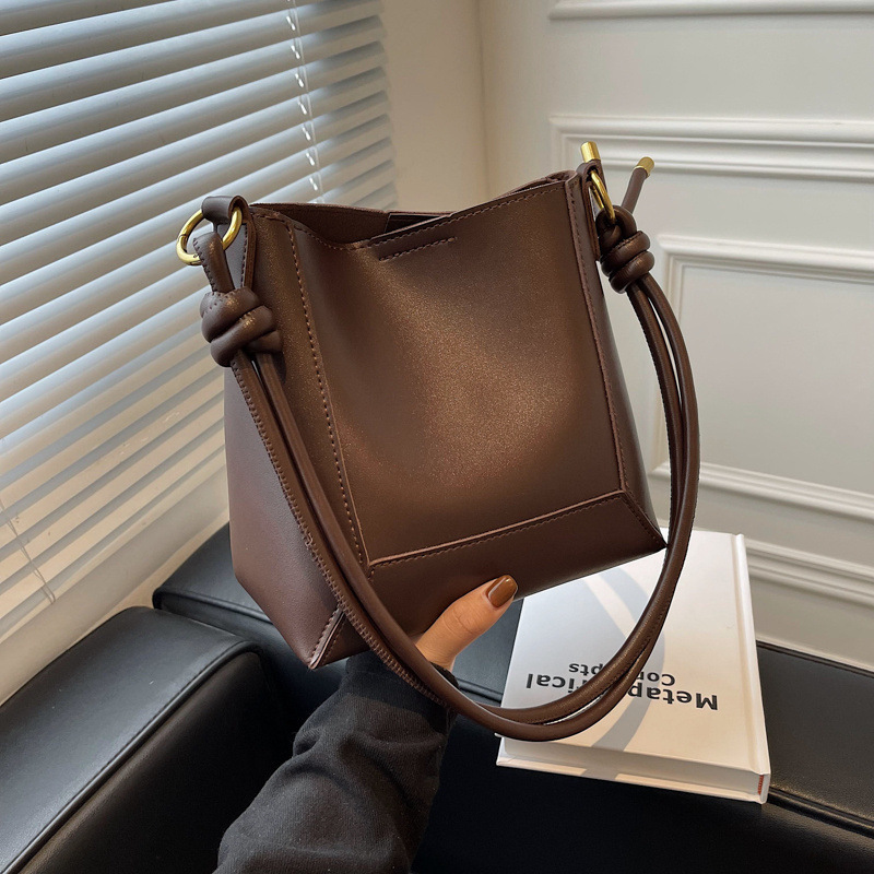 Damestas, nieuwe mode, grote capaciteit, eenvoudige schoudertas, crossbodytas, retro textuur, bucket bag, herentas, damestas_voghion.com