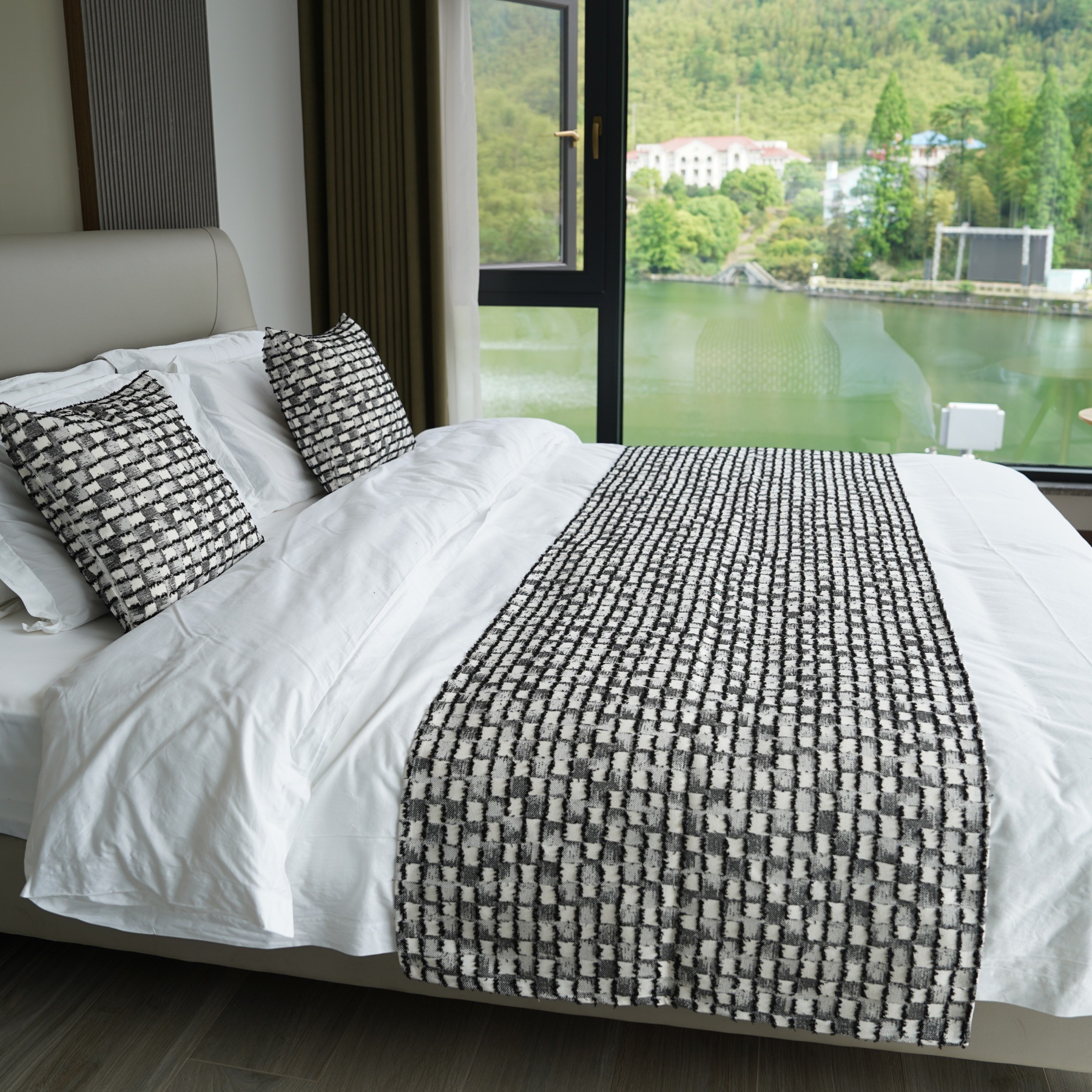 Bed Cover, Bed Throw, Bed Runner, Guesthouse Hotel Model Room Wabi-Sabi Style Throw Blanket, Bed Decoration Cover, Bed Throw