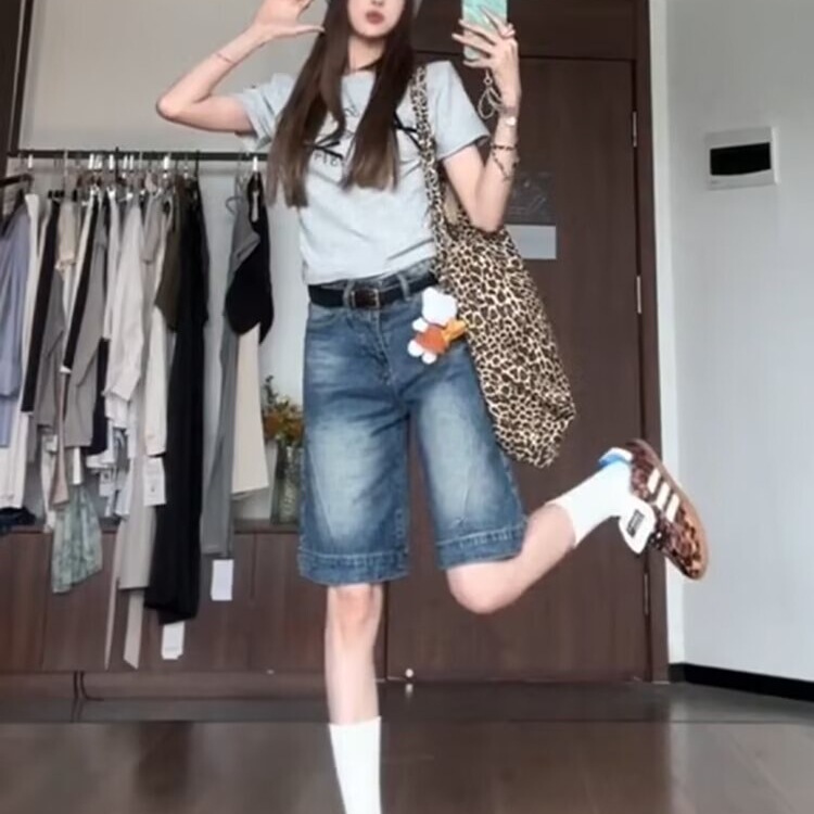 Vintage Hot Girl Denim Shorts Women Summer High-Waisted Loose Design Straight Wide-Leg Mid-Length Shorts