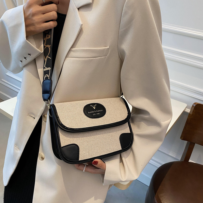 Bolsa de lona simple para mujer 2022 otoño nuevo hombro pequeño bolso cuadrado popular correa de hombro ancha contraste color retro bolsa de mensajero