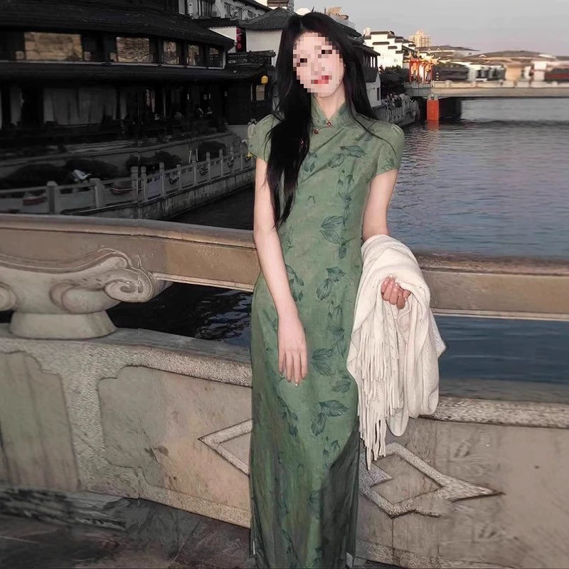 Новое улучшенное платье Cheongsam в китайском стиле с зеленым цветочным принтом, длинная юбка с принтом на талии в стиле ретро