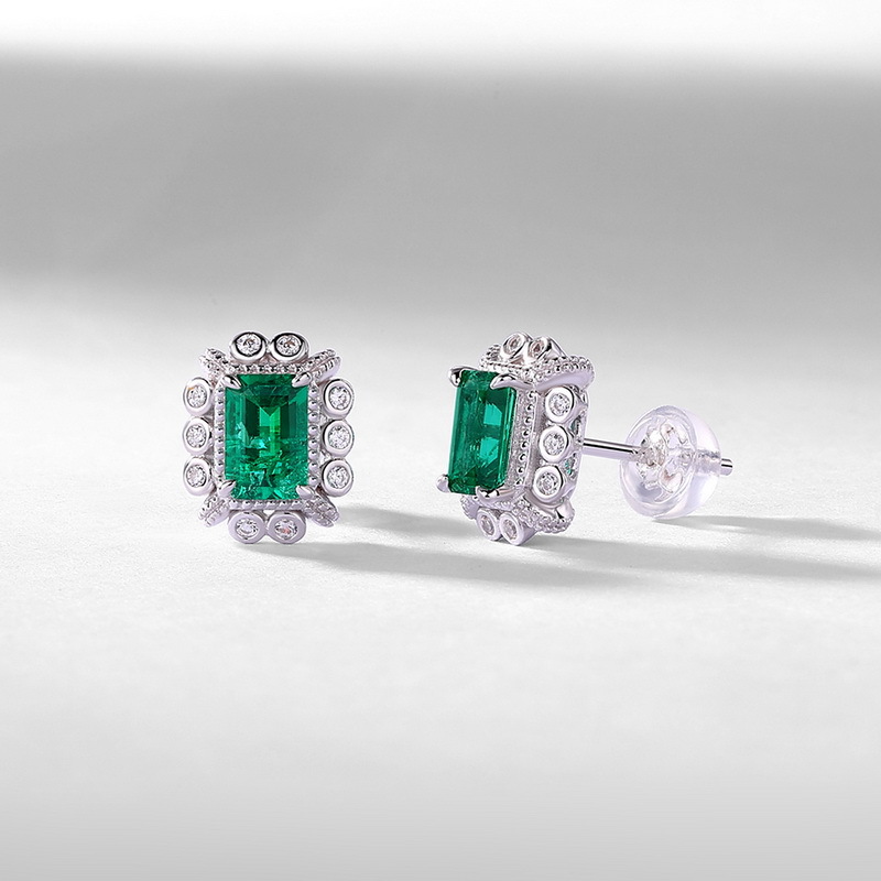 Venta caliente transfronteriza europea y americana Pendientes de esmeralda de cultivo de lujo ligero retro S925 con incrustaciones de plata Cultivo geométrico Pendientes de tesoro de color femenino