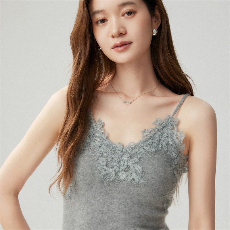 Early autumn and winter new collection: sexy cashmere lace patchwork knit camisole, soft and comfortable V-neck sweater vest for women