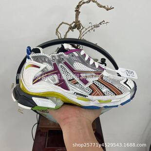 ���＃ԭB��Runner����7.0��������Ь�T�f���f������Ů���e�\��Ь