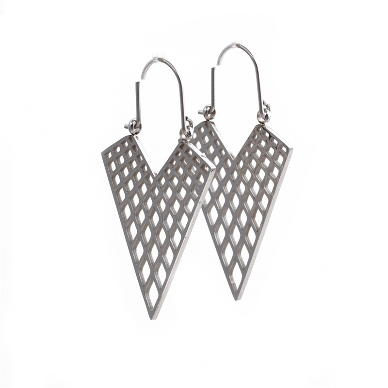 Pendientes De Malla Hueca De Acero Inoxidable Simples De Moda display picture 5