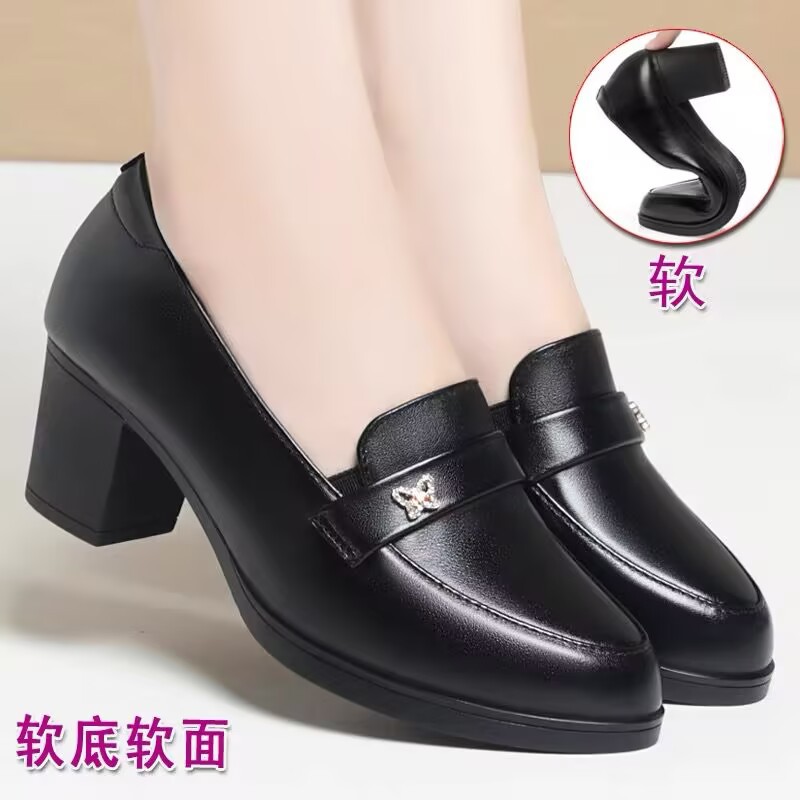 妈妈鞋皮鞋软皮软底单鞋低跟平底防滑大码女鞋41一43春秋女士鞋子