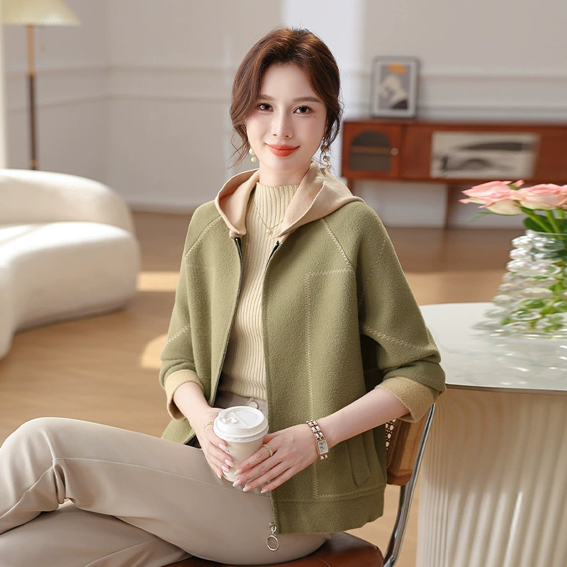 Мама средних лет? Весеннее и осеннее пальто 2024 новый средний и пожилой женский осенний и зимний пиджак с капюшоном