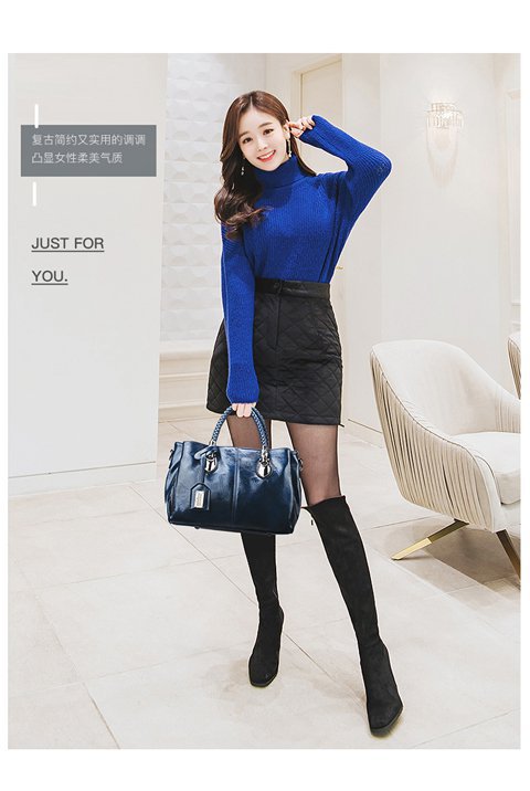 European and American retro women's bag trend, new cross-border hand-held shoulder crossbody bag made of oil wax leather for export, one piece, global consignment undefined