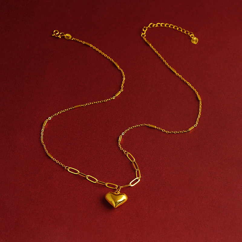 Simple 3D hueco en forma de corazón traje en forma de corazón pulsera elegante collar de las mujeres con aleación de cobre de moda del todo fósforo