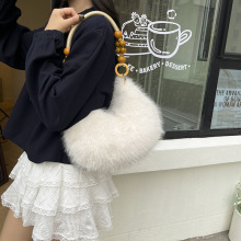 高级感单肩包毛绒包秋冬季新款时尚皮草毛毛包外出通勤旅行包包