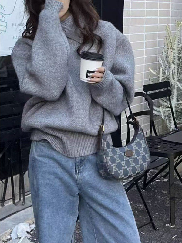秋と冬の軽い大人スタイルの新しいグレーのニットセーター女性のための韓国の怠惰なスタイルのルーズニッチタートルネックプルオーバーセーター|undefined