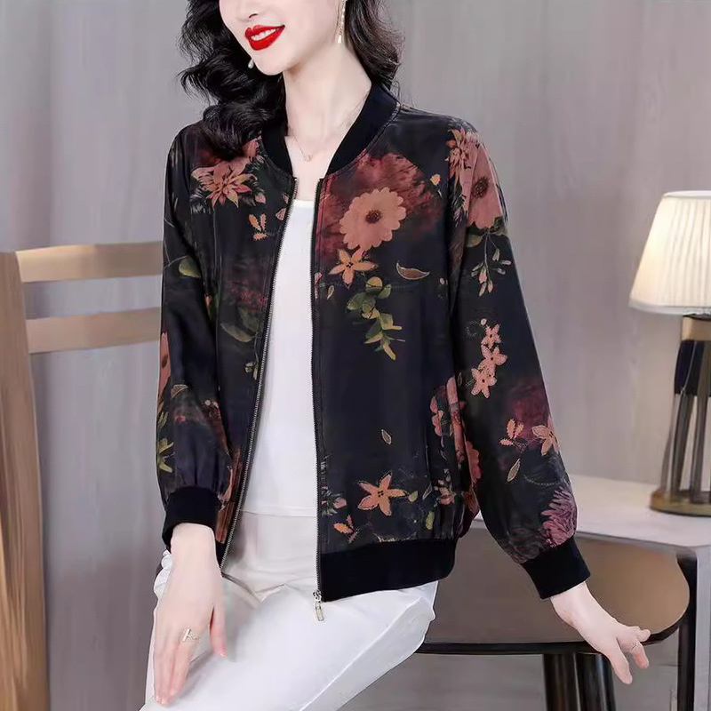 Mother Suit Summer Thin Western-style Breathable All-match Sun-protective Suit Loose Slimming Baseball Suit Cardigan Casual Coat Women Mother Suit Summer Thin Western-style Breathable All-match Sun-protective Suit Loose Slimming Baseball Suit Cardigan Casual Coat Women