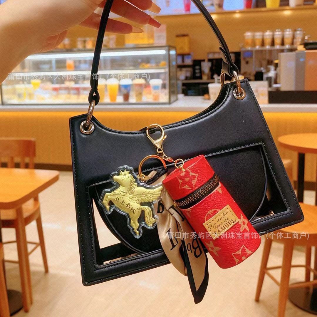 Año del Caballo de oro llavero de automóvil pequeño colgante 999 dinero de inmediato bolso llavero personalizado pequeño regalo