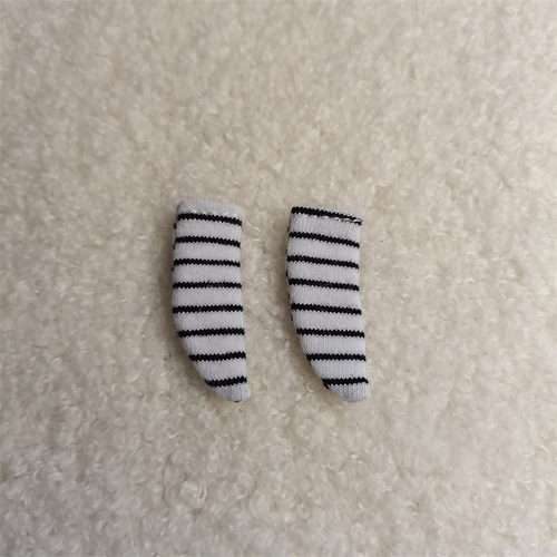 Manufacturer wholesale ob11 molly12 points bjd beautiful knot pig holala GSC clay doll short socks