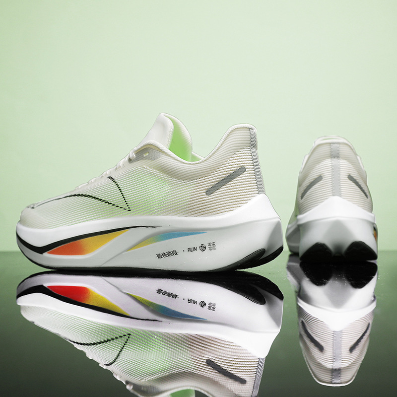 Feidian 4c zapatos para correr de tablero de carbono suela suave 2025 nuevo estudiante de deportes zapatos de rebote ultraligeros zapatos deportivos para correr para hombres