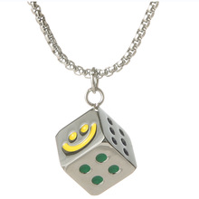 ��Ů��������Hë���С���Y��һ���ɿ������\ЦĘ��������