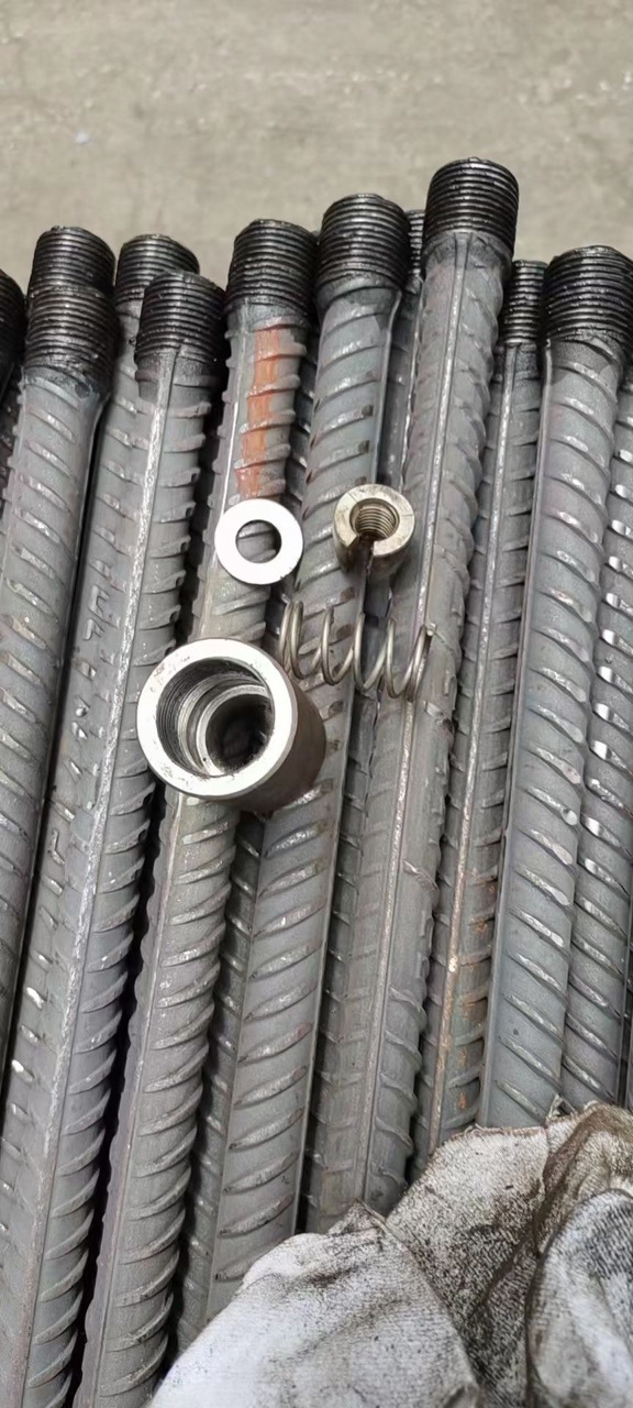 Pile head Nut a steel bar connector a steel bar Connect Pile head Variable diameter Pile head Nut Pile head Connect a steel bar