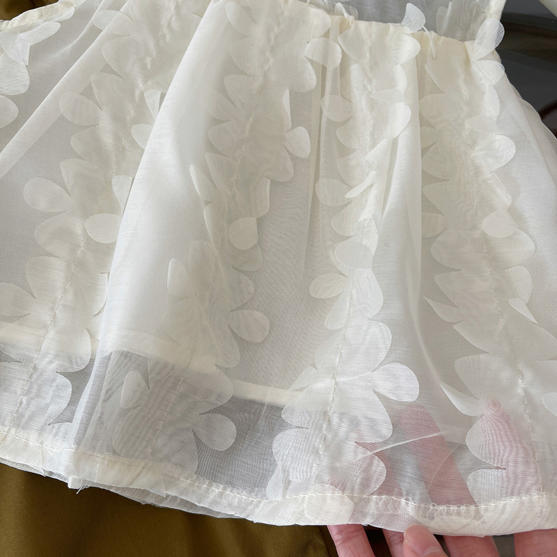 여름 2025 소녀의 입체 꽃잎 민소매 인형 셔츠 세트 달콤한 외국 스타일 공주 조끼 바지 투피스 세트