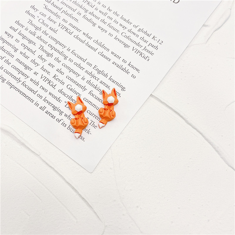 Simple Style Animal Heart Shape Plastic Epoxy Women's Ear Studs 1 Pair display picture 10