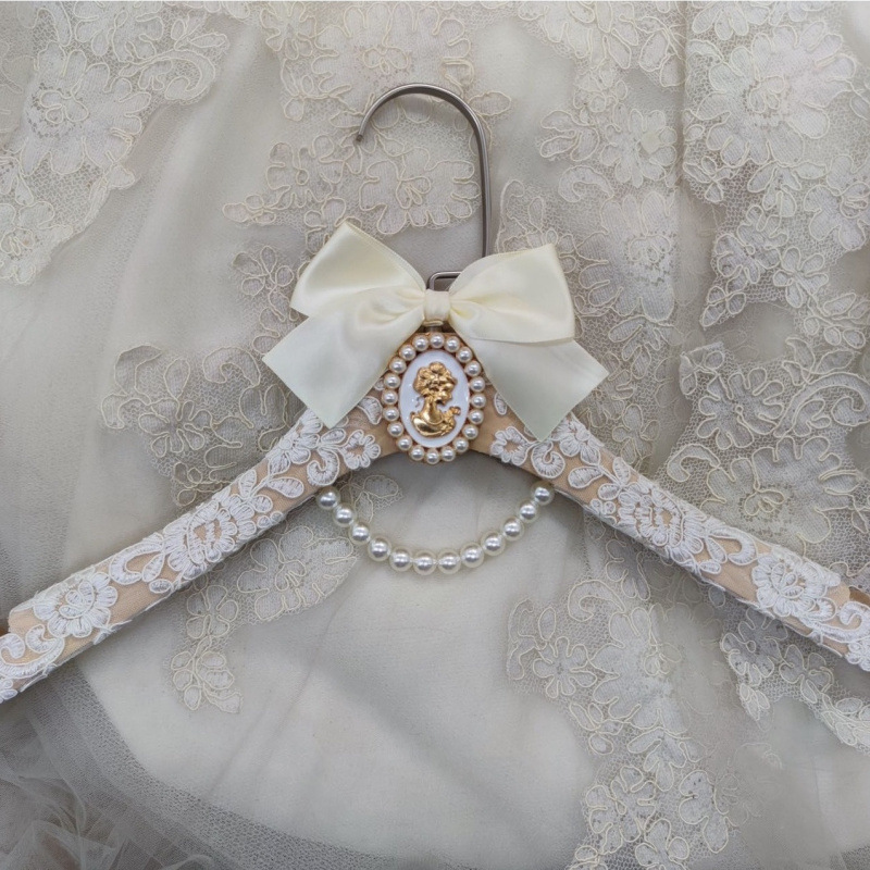 Vestido de boda de novia vestido de novia percha de madera maciza percha de boda percha de boda china retro percha de boda occidental