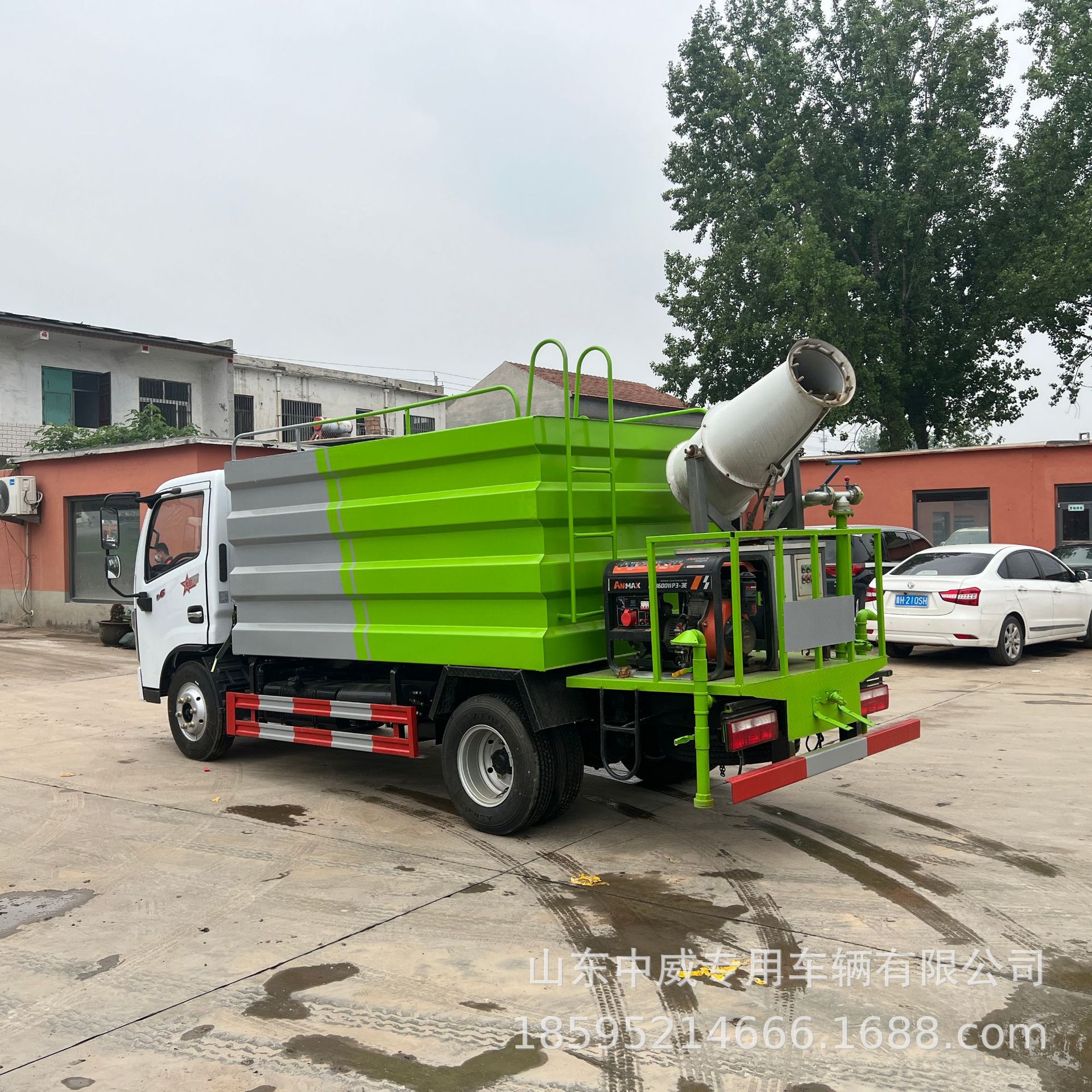 Blue Brand 6-Party Greening Watering and Spraying Truck Construction Site Pavement Cleaning and Maintenance Small Sprinkler and Dust Suppression Truck 5 Tons Sprinkler Truck
