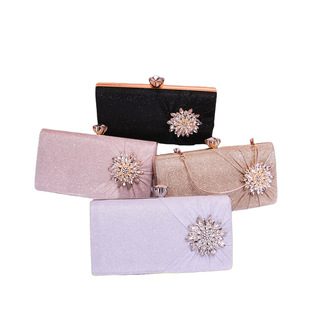 Popular new crystal fine flashing pleated flowers diamond decoration dinner party birthday party gorgeous dinner bag