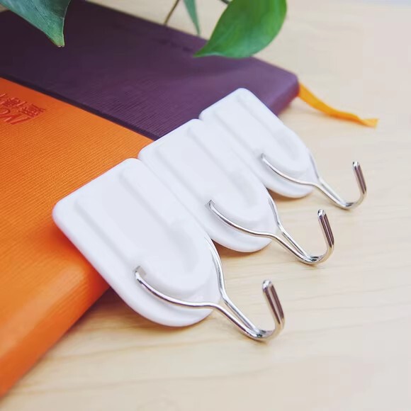 Adhesive Hooks for Kitchen Use, Super Strong, Self-Adhesive, Small Size, No-Drill, Traceless, for Walls and Behind Doors