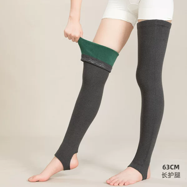 Velvet German one-piece velvet leg protector men's and women's long knee-length socks knee protector warm old cold leg joint protection wholesale step strap