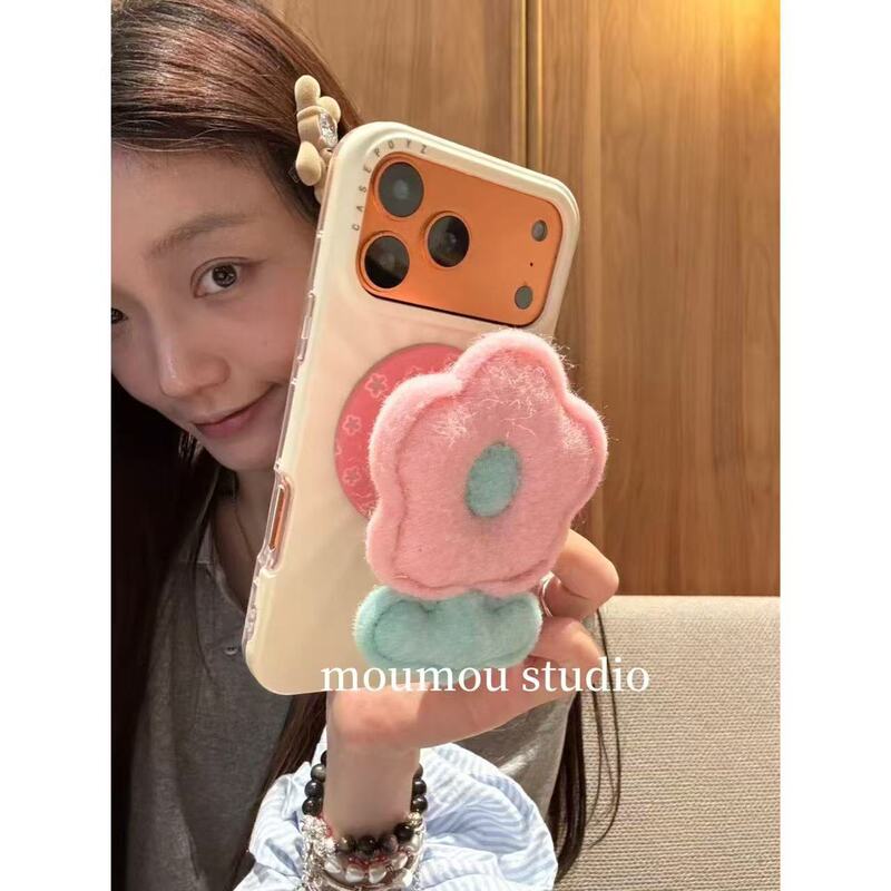 韩系ins毛绒花朵磁吸适用于苹果17pro/16promax手机壳15保护套14|undefined
