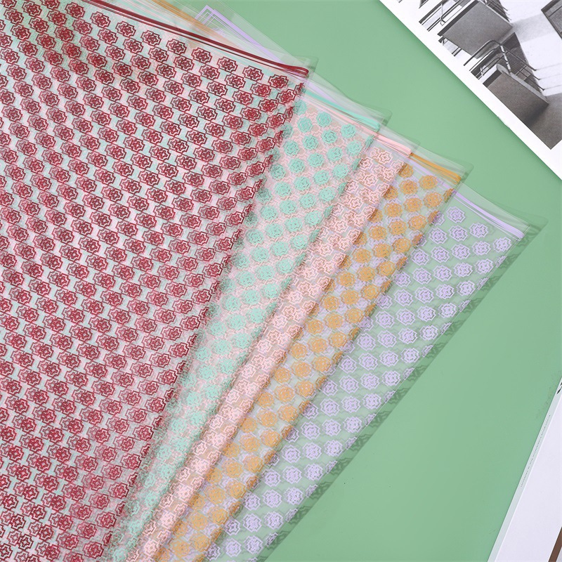 Flor fiesta fábrica al por mayor nuevo paquete de impresión completa de papel de vidrio flor caja de regalo de embalaje florista ramo de flores papel de embalaje flor