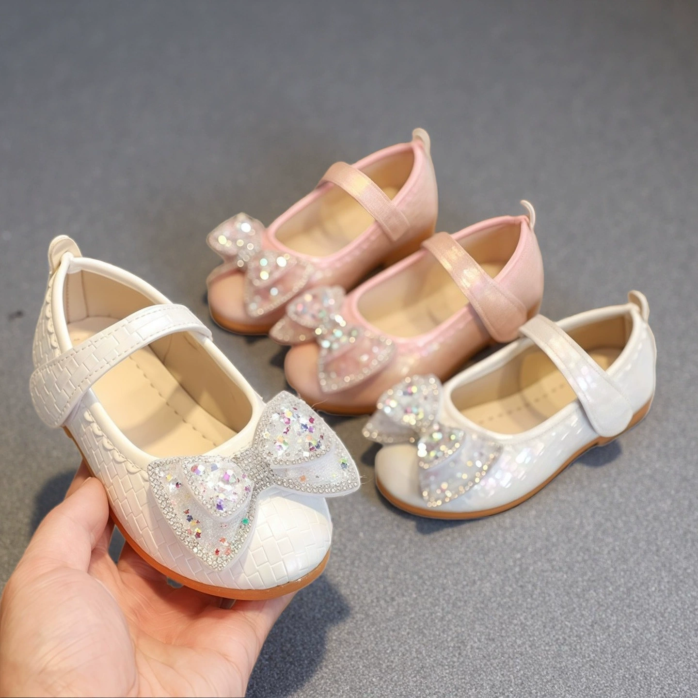 Весенне-осенняя новая кожаная обувь в корейском стиле для девочек, туфли принцессы с бантом, детская танцевальная обувь с бантом на липучке
