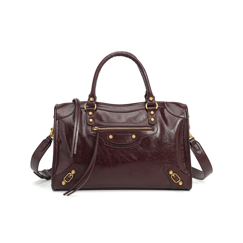 Genuine Leather B-Style Motorcycle Bag For Women 2026 New Large Capacity Retro Grained Oil Wax Leather Shoulder Crossbody Bag - Thumbnail 7