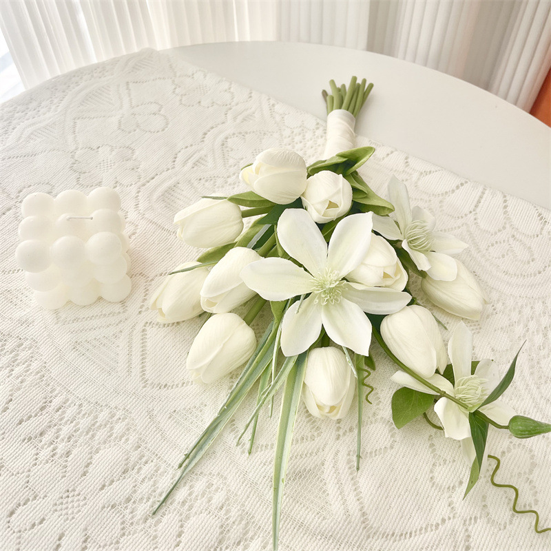 Hand-held flowers for certificate registration, bride's wedding fake flowers, high-end tulip photo studio photo prop flowers